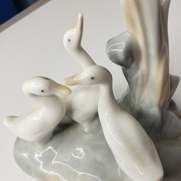 Llardo Naomi 3 Geese Reeds Retired Daisa Hand Painted Spain Porcelain Figurine - Picture 4 of 12